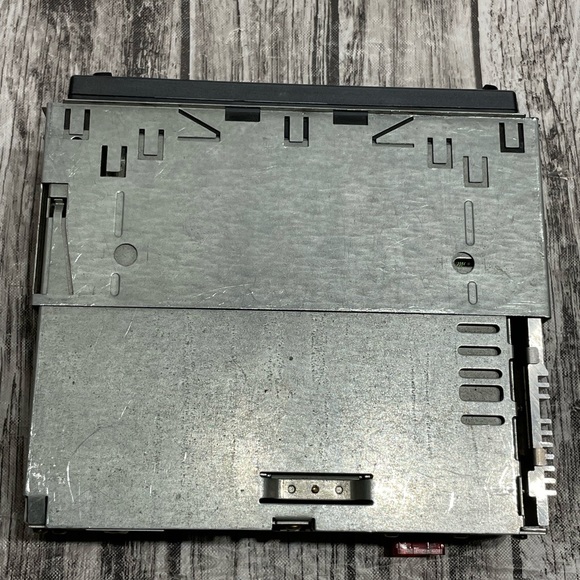 JVC KD-S550 car stereo receiver CD player *untested* but appears to be in guc - Picture 5 of 5